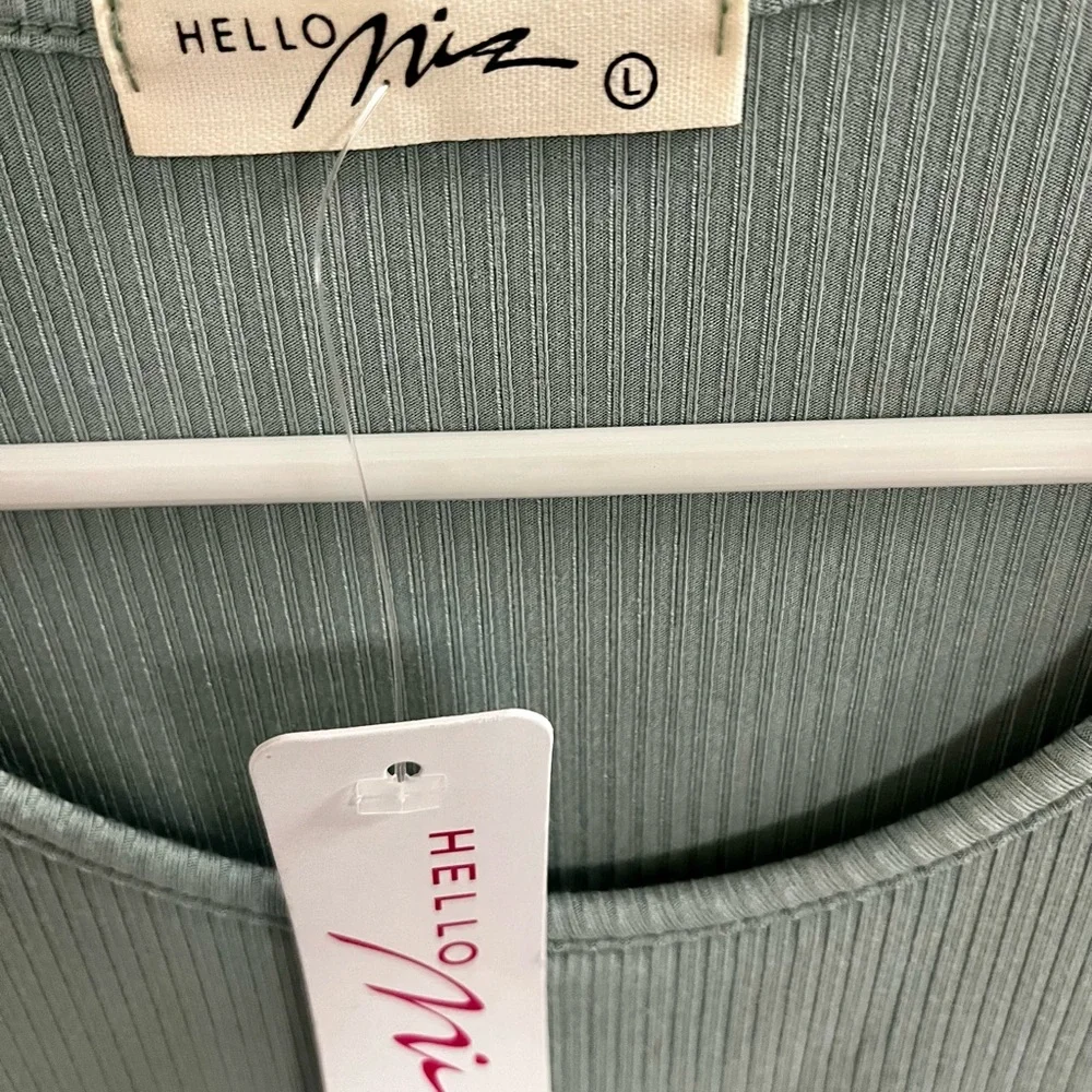 Hello Miz Nursing Top in mint - Picture 3 of 3